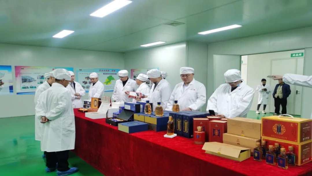 深度调研天麻产业，共谋中草药研发新篇章 —— 中铁十八局集团考察团赴大方县考察纪实